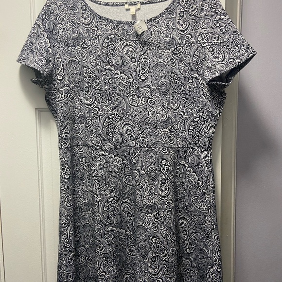 Black and white dress - Picture 1 of 3